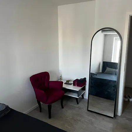公寓 Augsburg Ferienwohnung